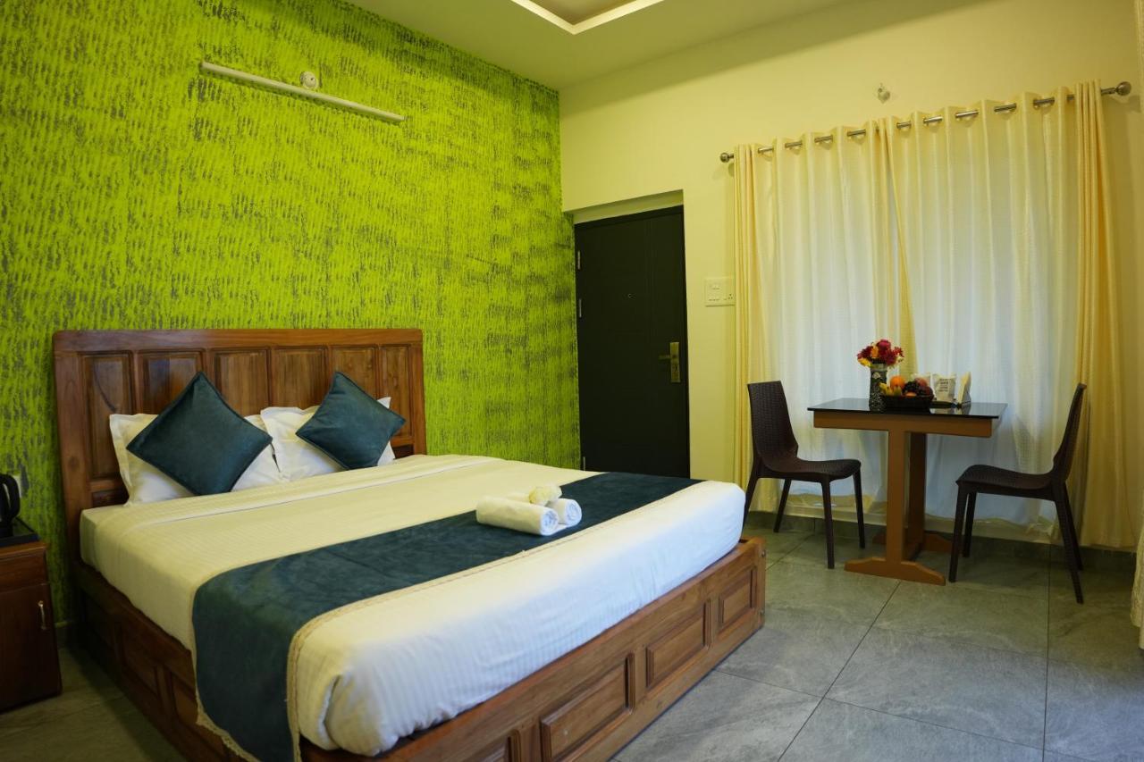 Vaga Mist Resort Vagamon Ідуккі Екстер'єр фото