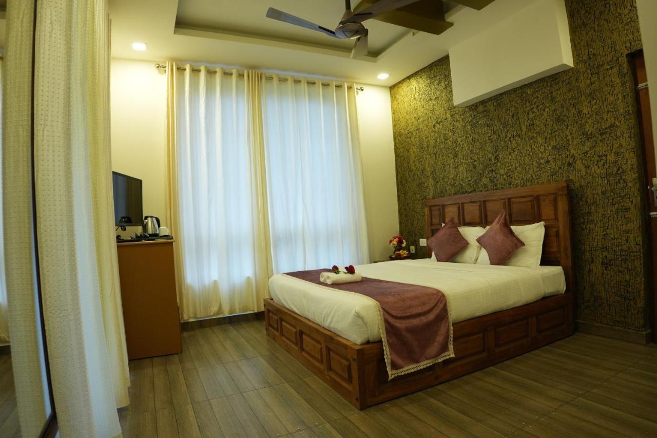 Vaga Mist Resort Vagamon Ідуккі Екстер'єр фото
